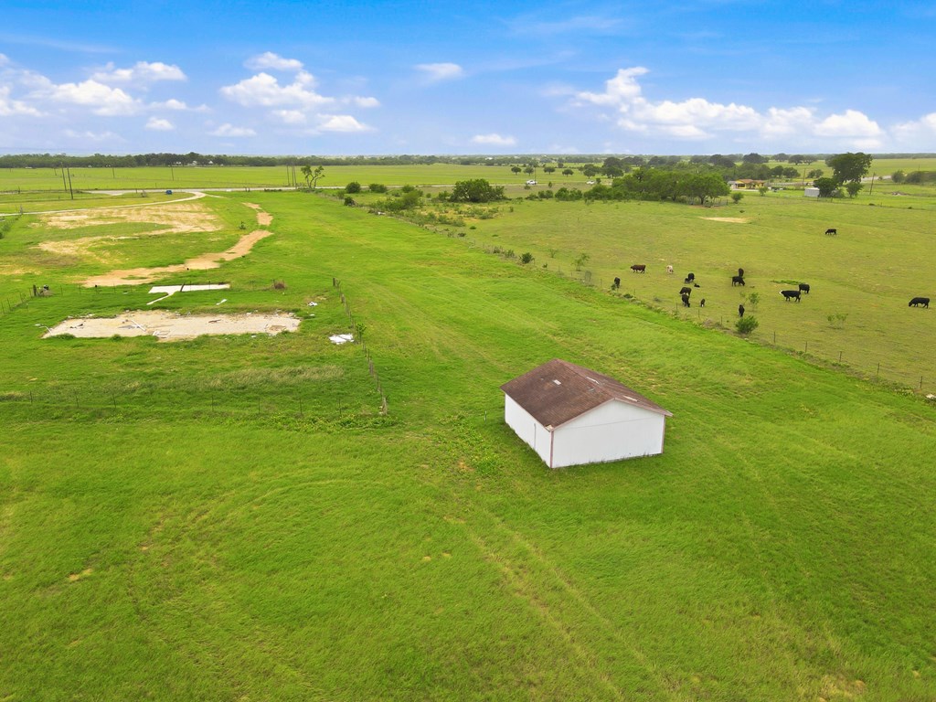 main property photo 13