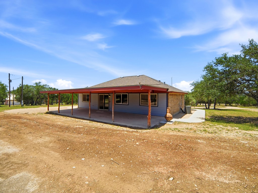 main property photo 31