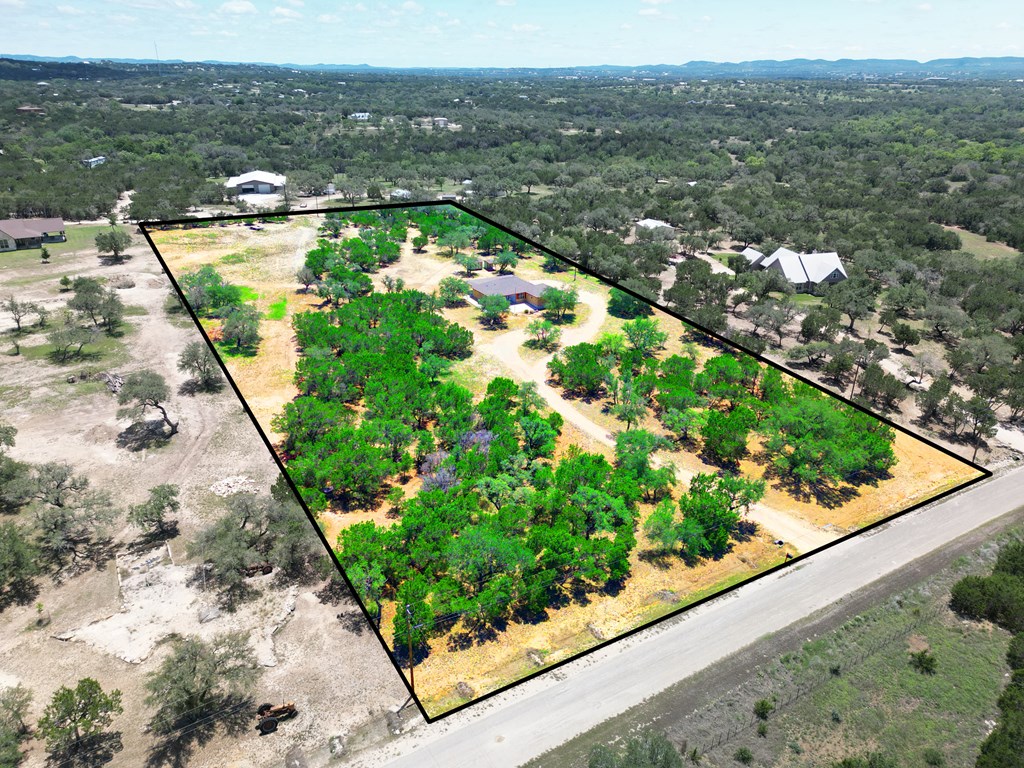 main property photo 36