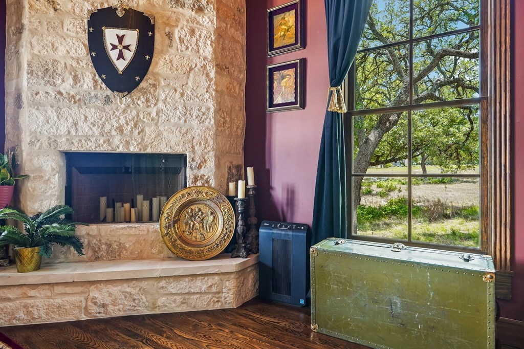 main property photo 24