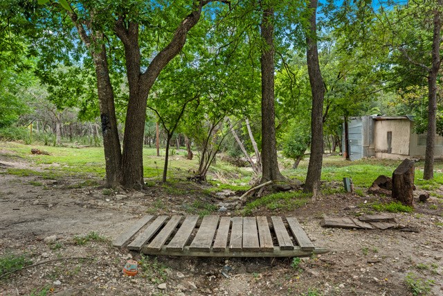 main property photo 28