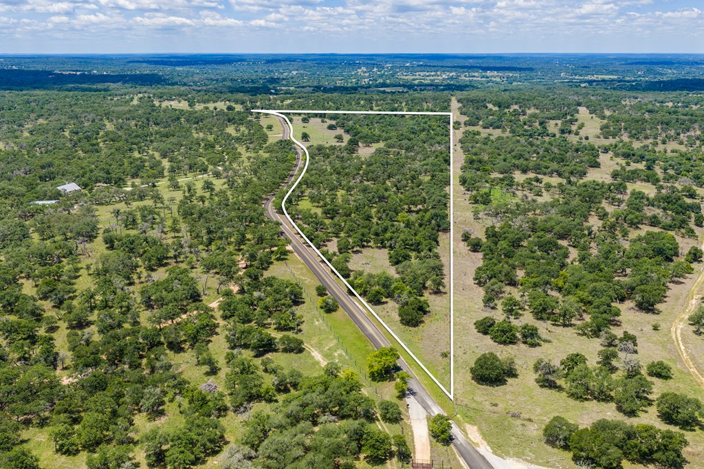 main property photo 9