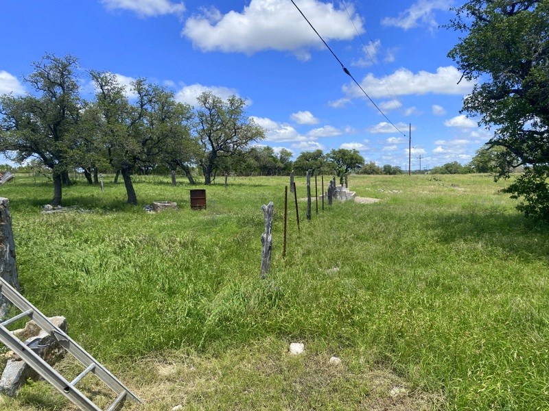 main property photo 11