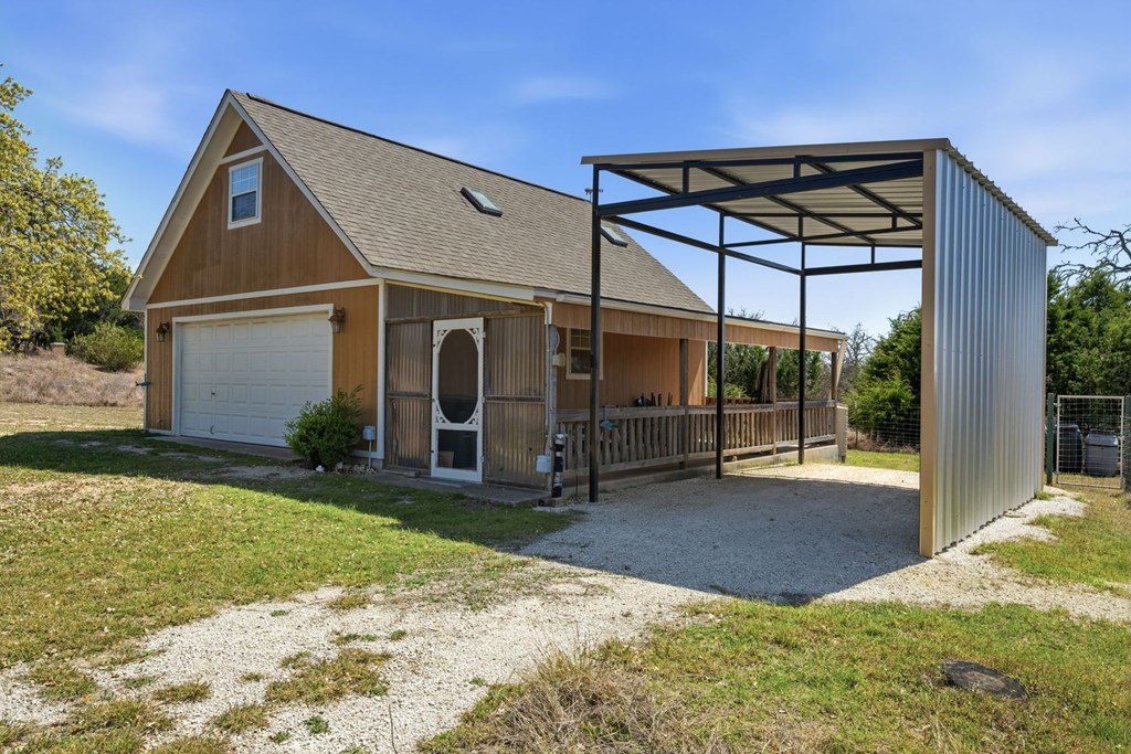 main property photo 31