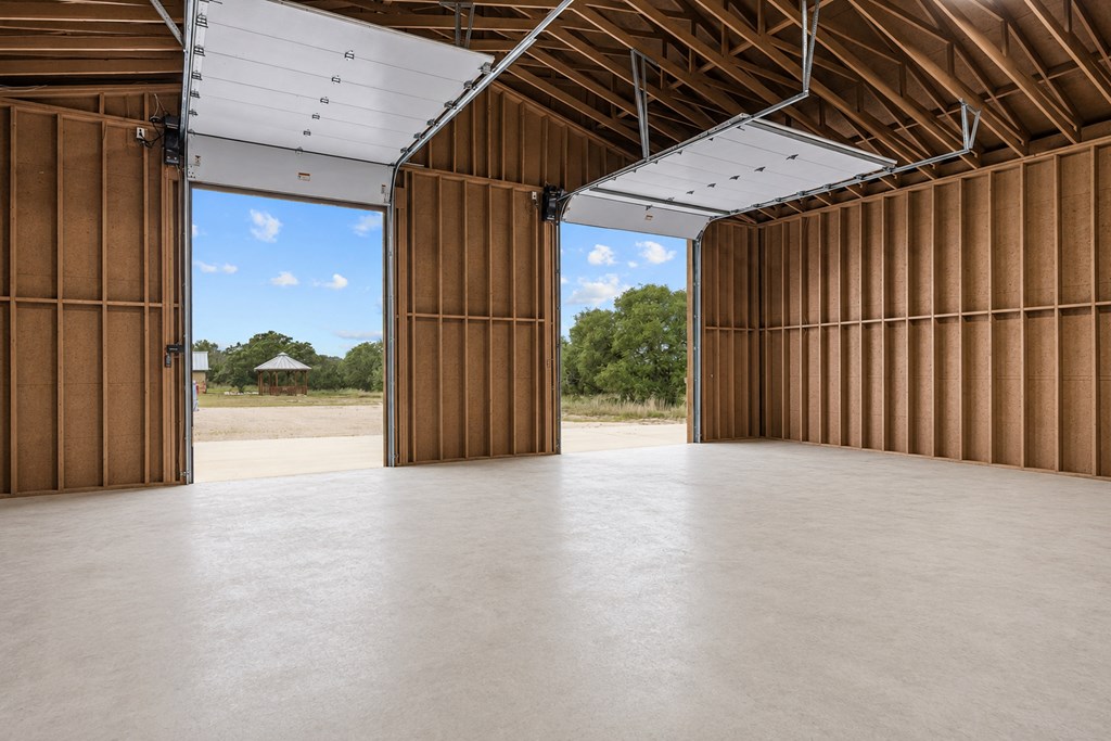 main property photo 43
