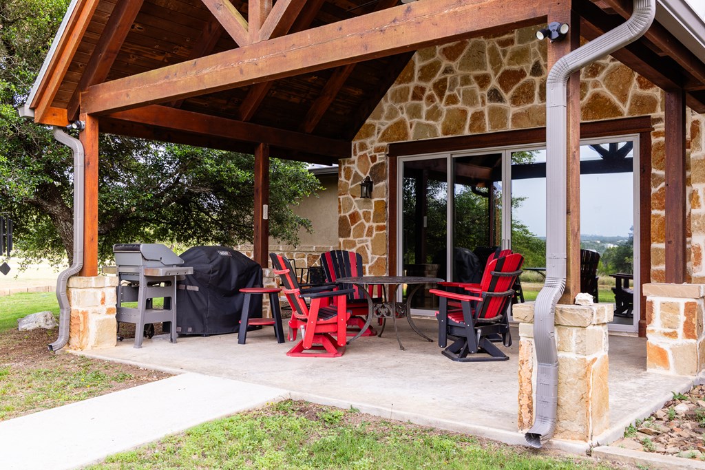 main property photo 33