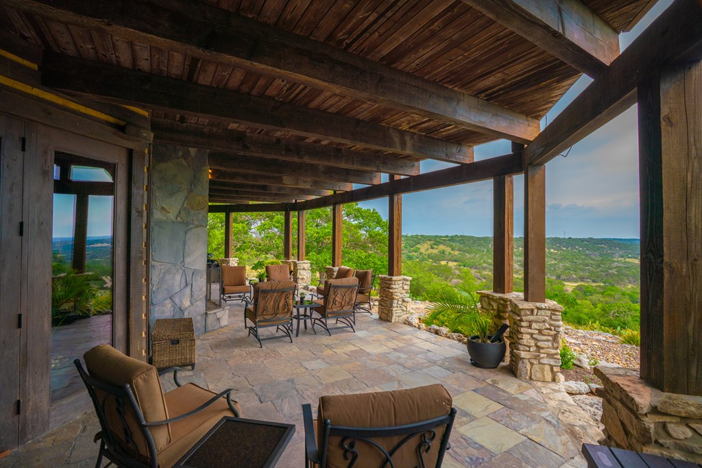 main property photo 37
