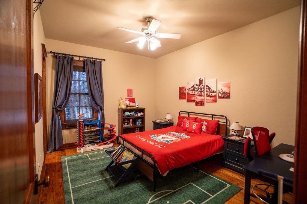 main property photo 15