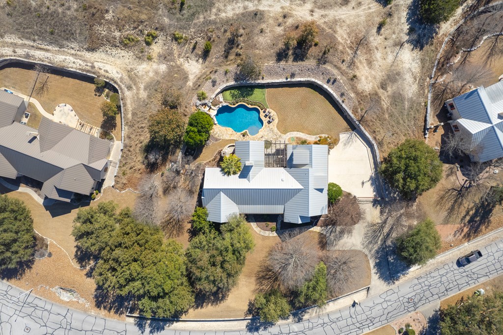 main property photo 51