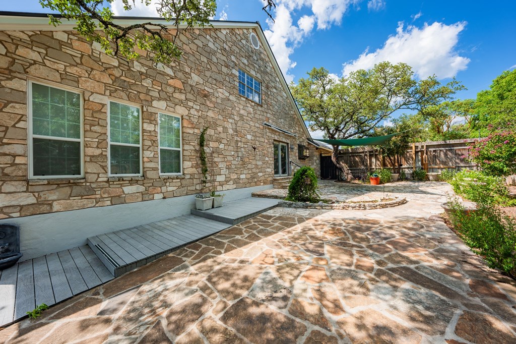 main property photo 42