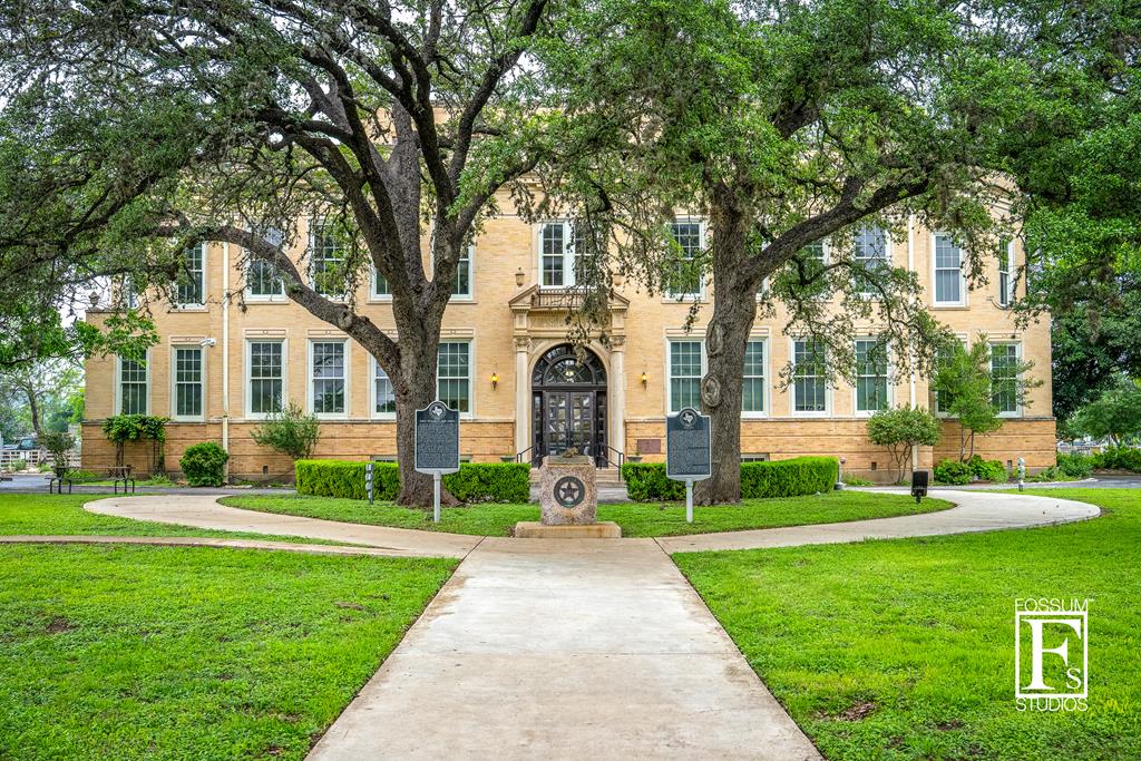 main property photo 49