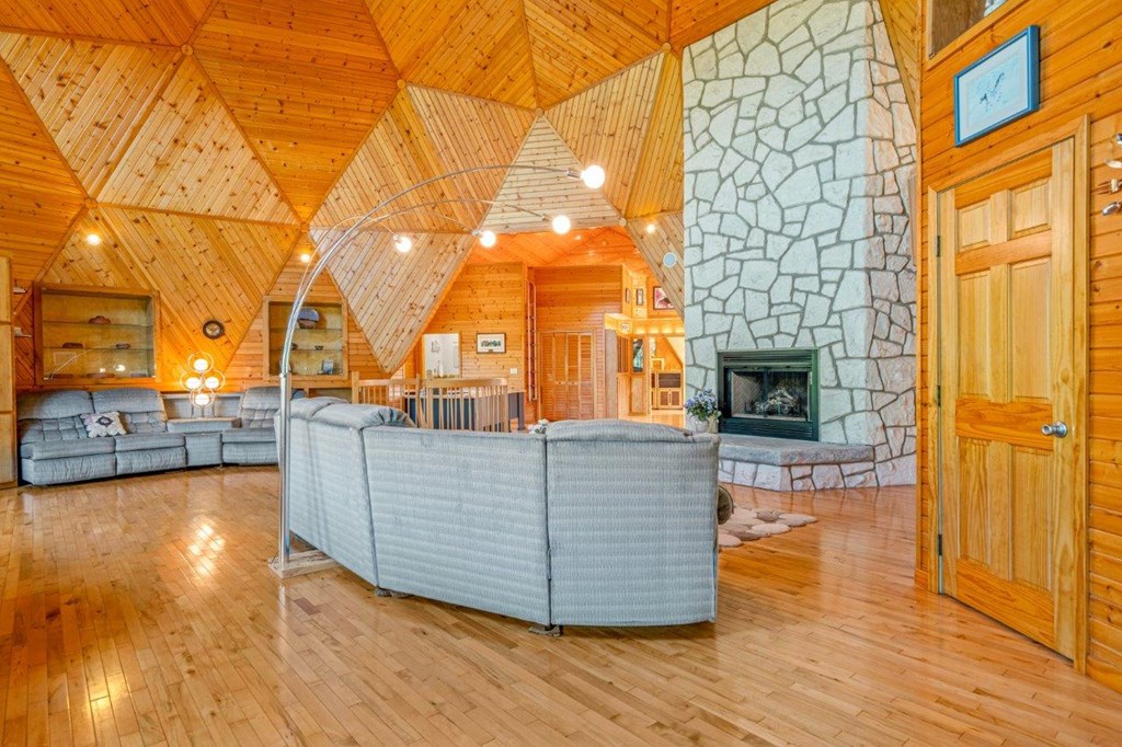 main property photo 54