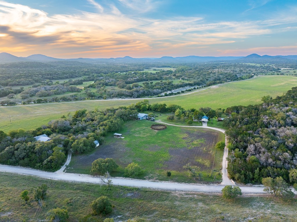 main property photo 22