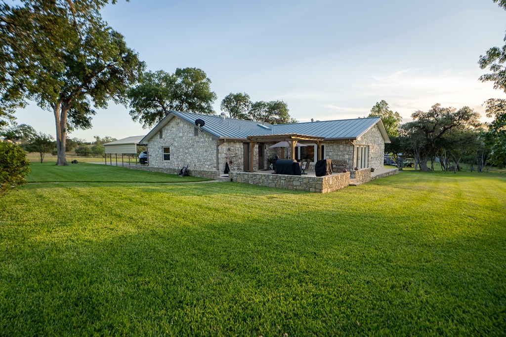 main property photo 39