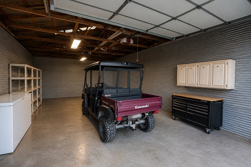 main property photo 50