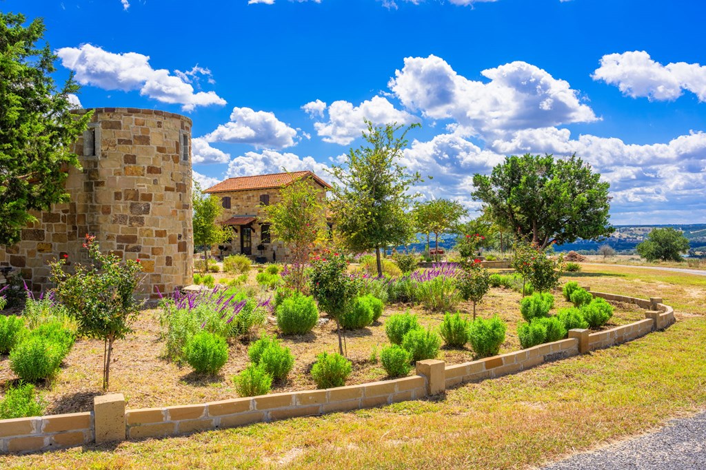 main property photo 89