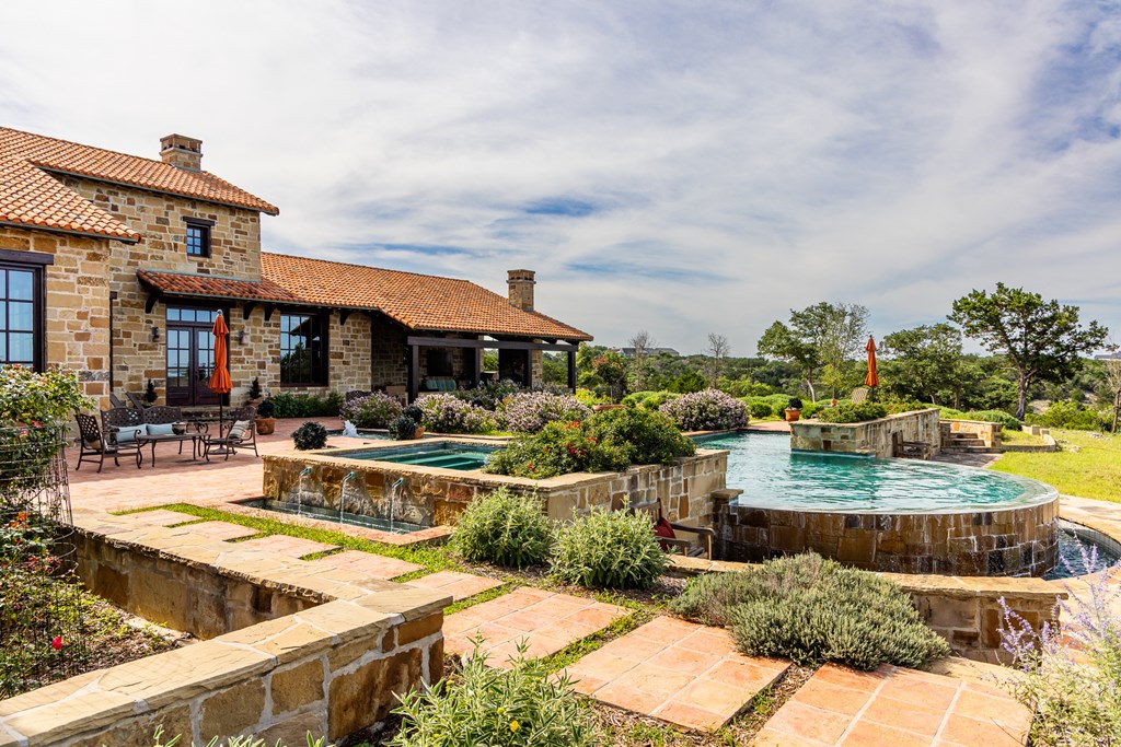 main property photo 66