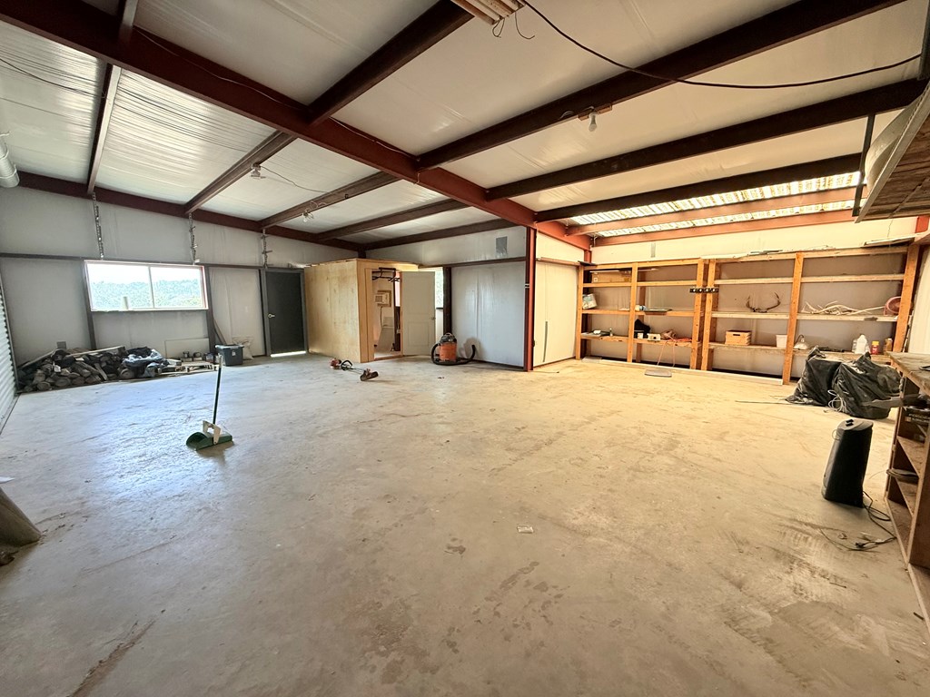 main property photo 14