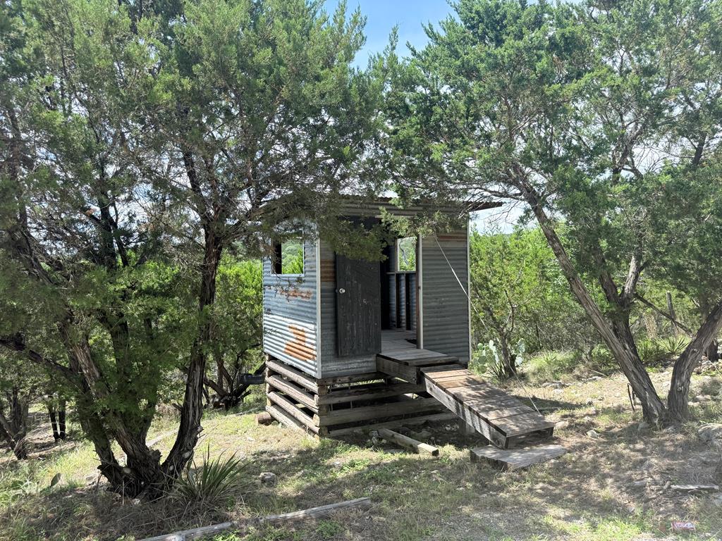 main property photo 59