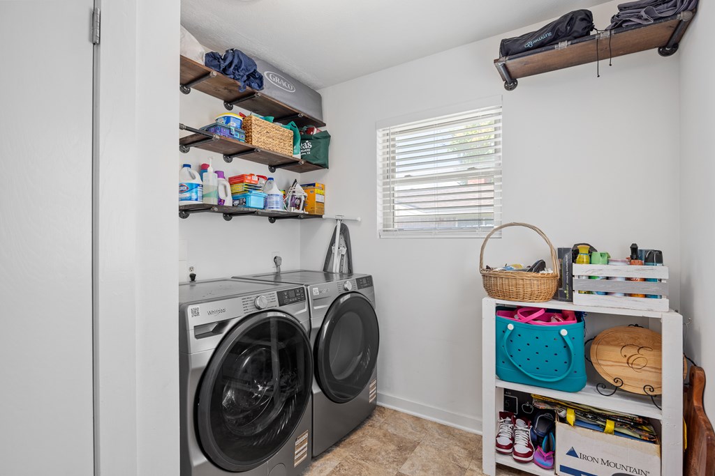 main property photo 17