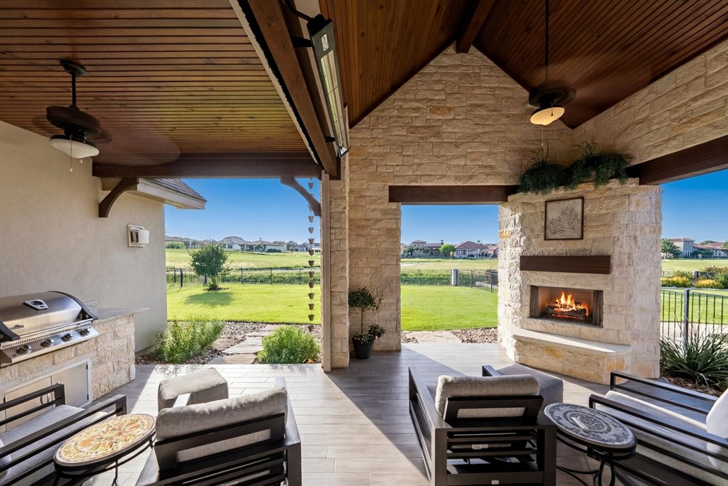 main property photo 45