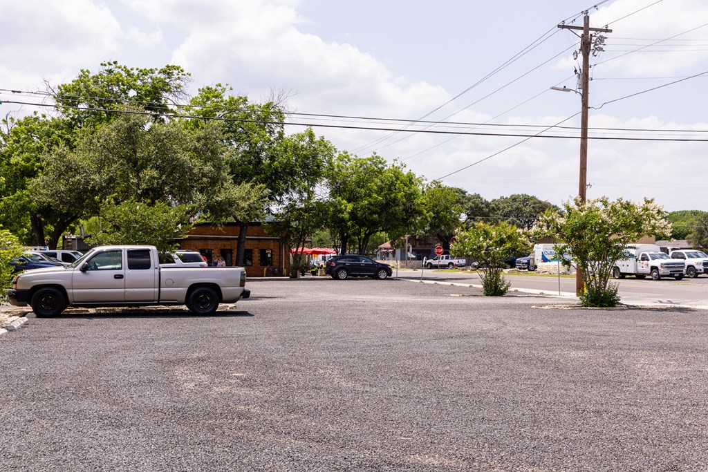 main property photo 38