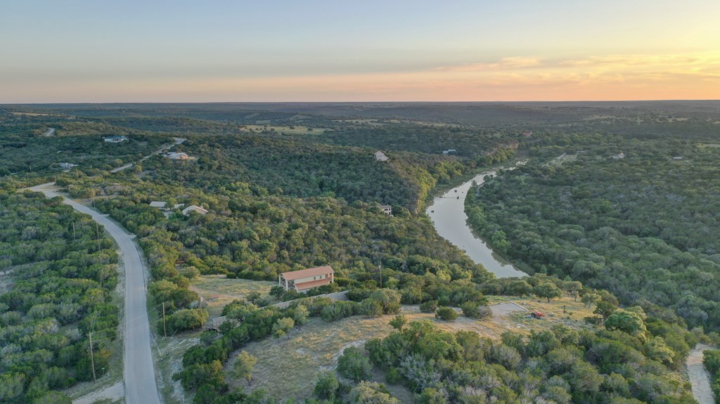 main property photo 23