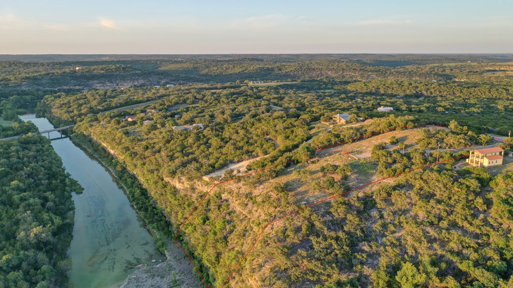 main property photo 26