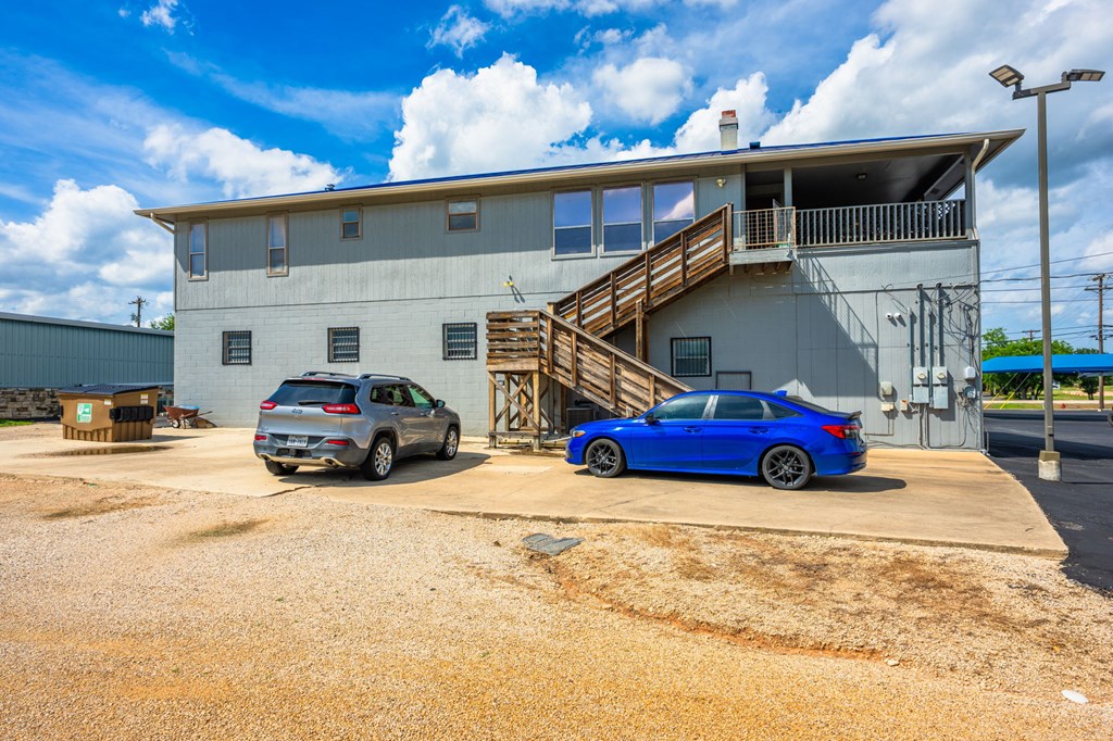 main property photo 15