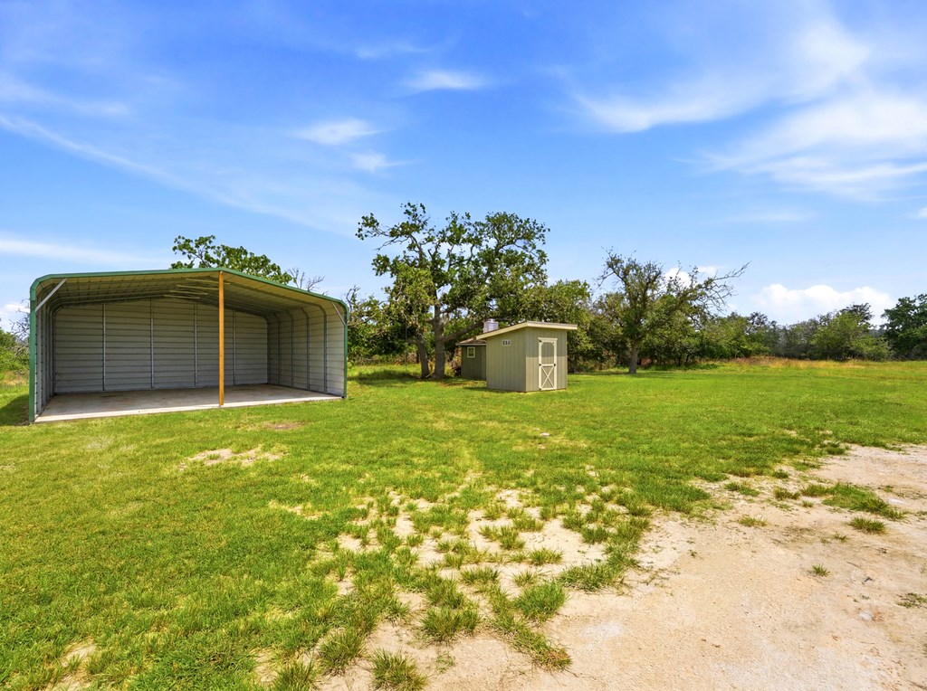 main property photo 28