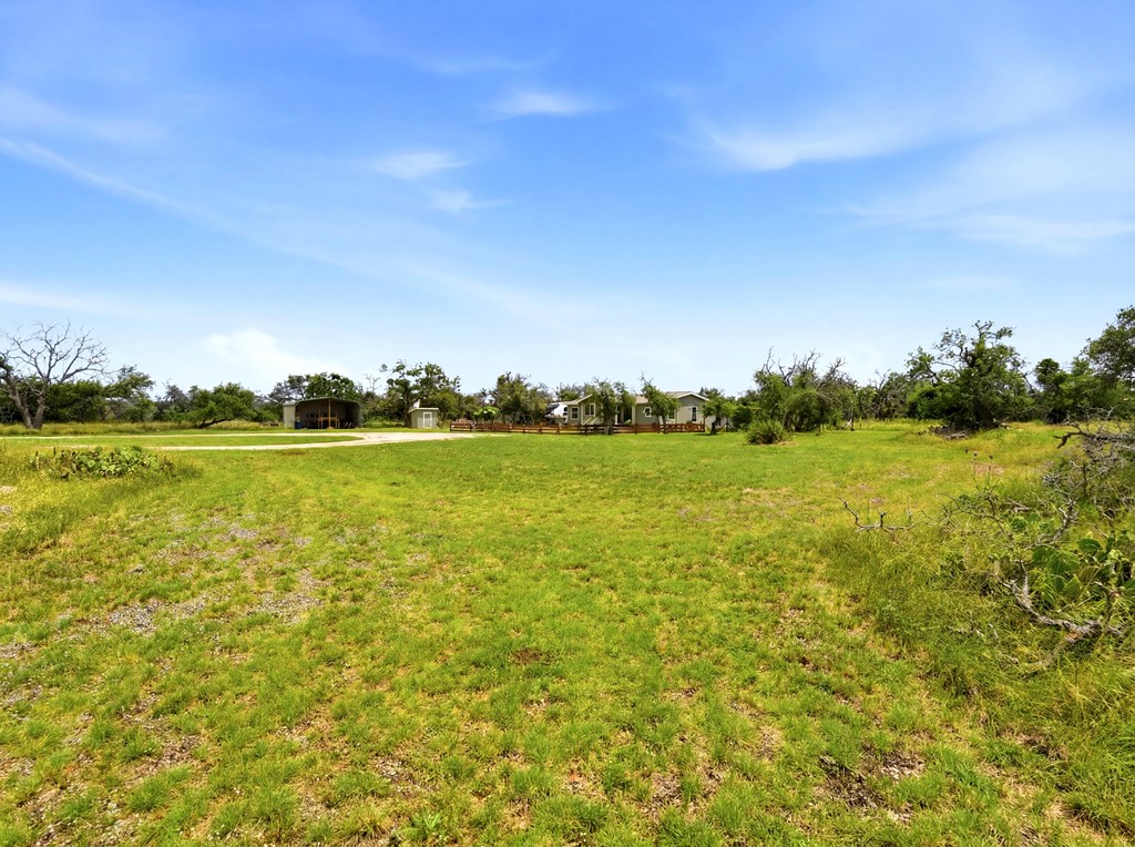 main property photo 31
