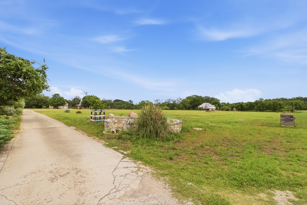 main property photo 26