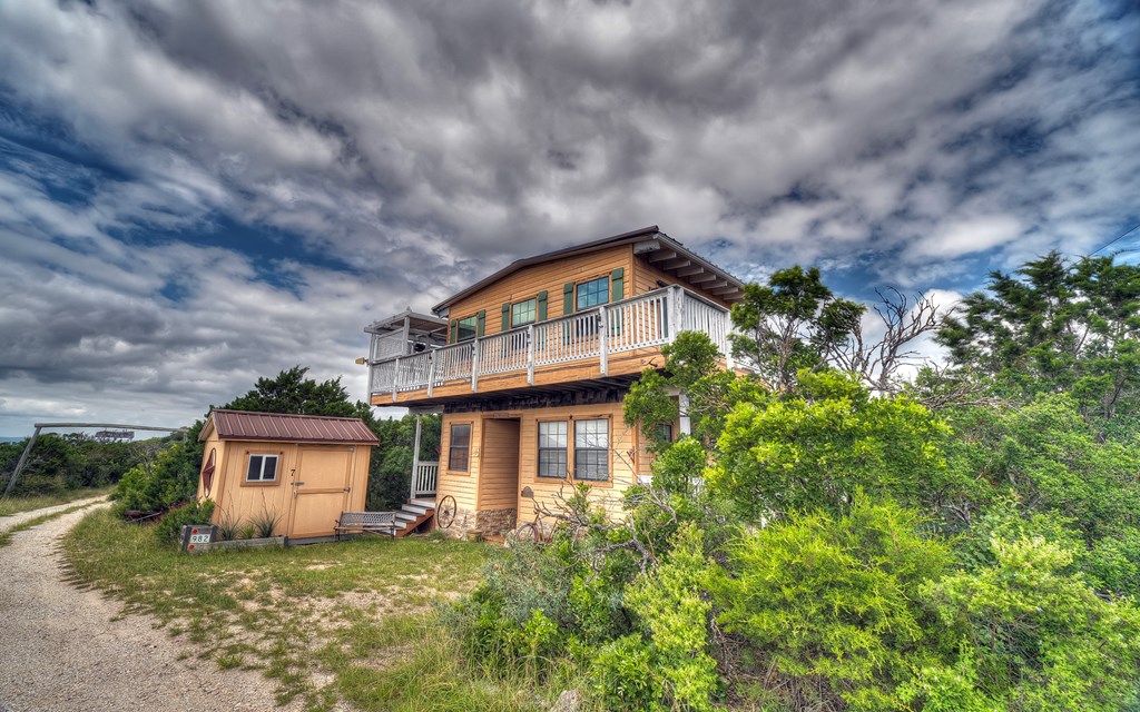 main property photo 14