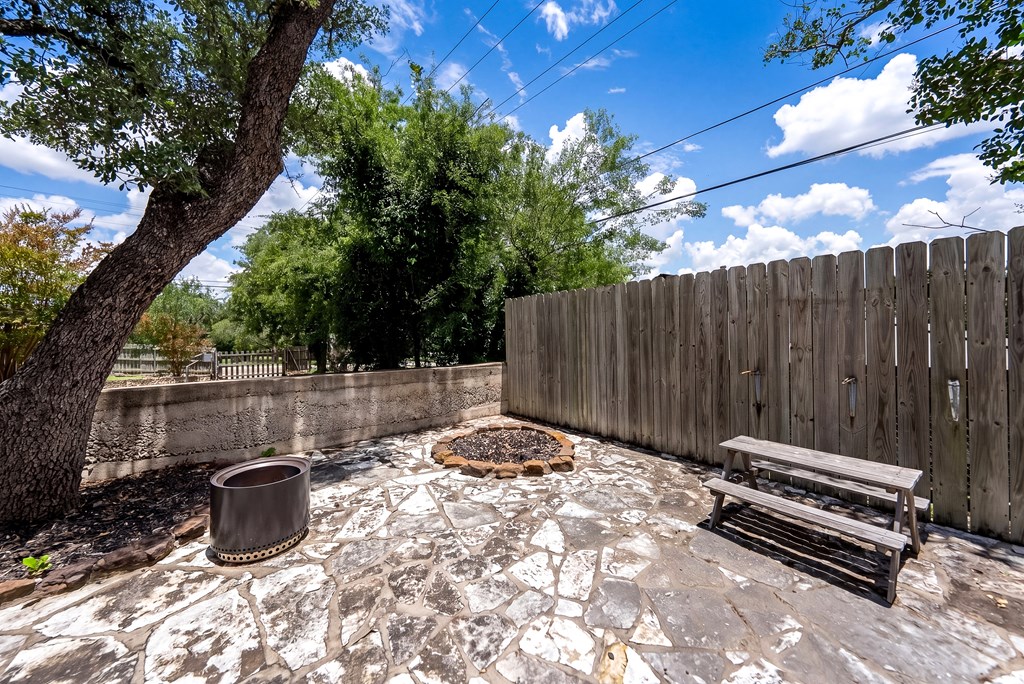 main property photo 50