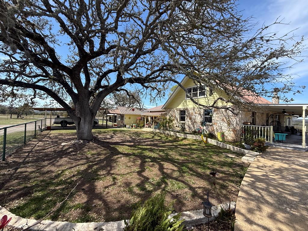 main property photo 13