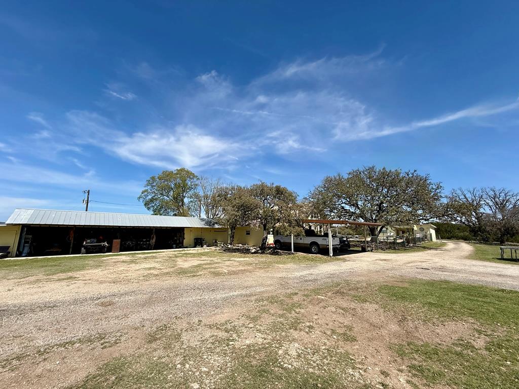 main property photo 31