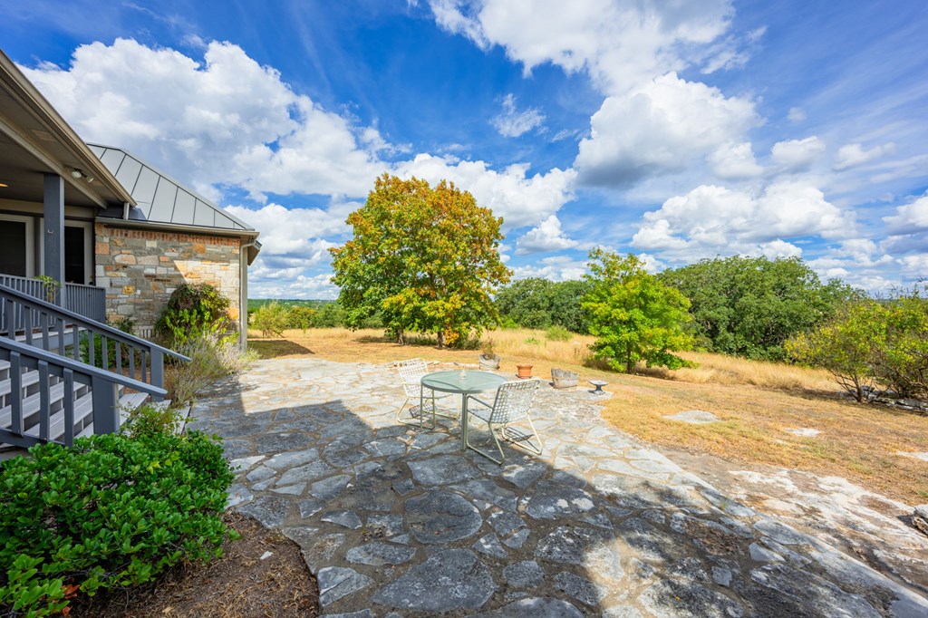 main property photo 36