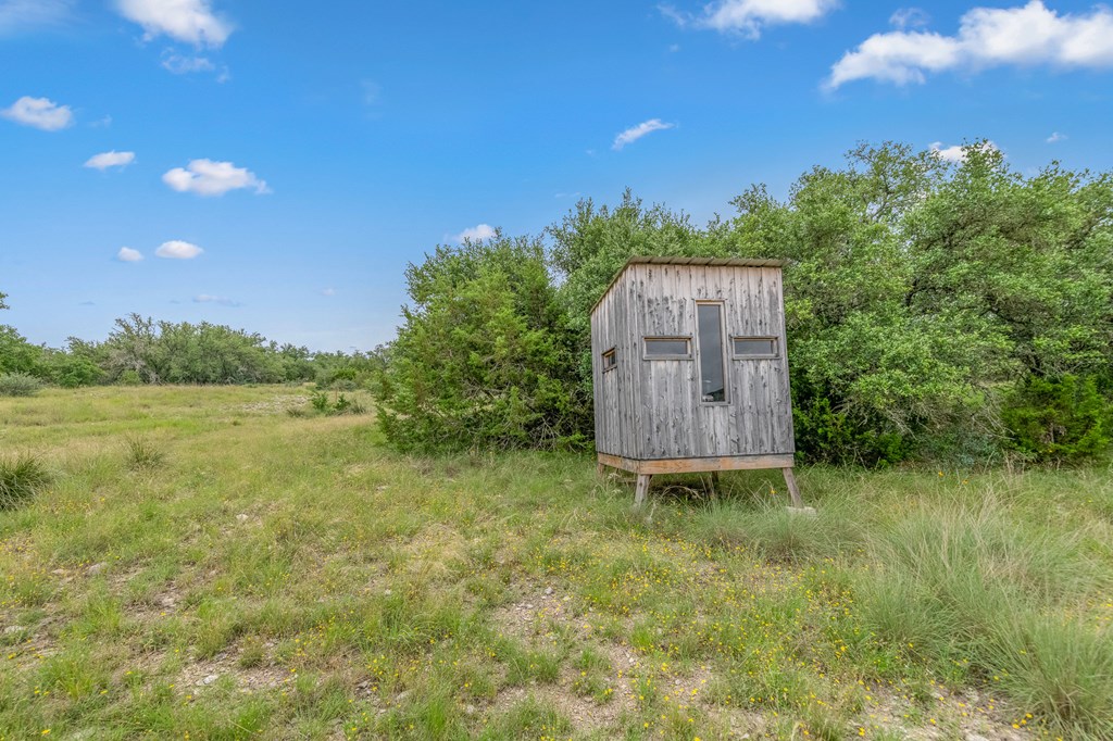 main property photo 11