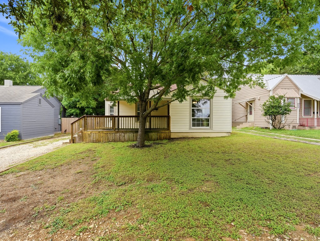 main property photo 2