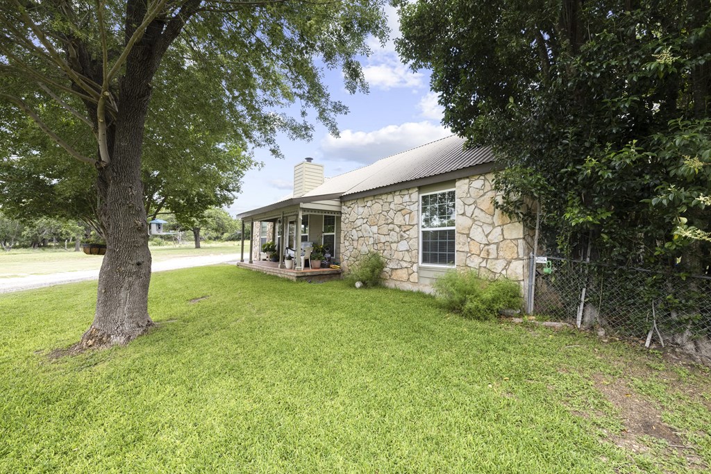 main property photo 21