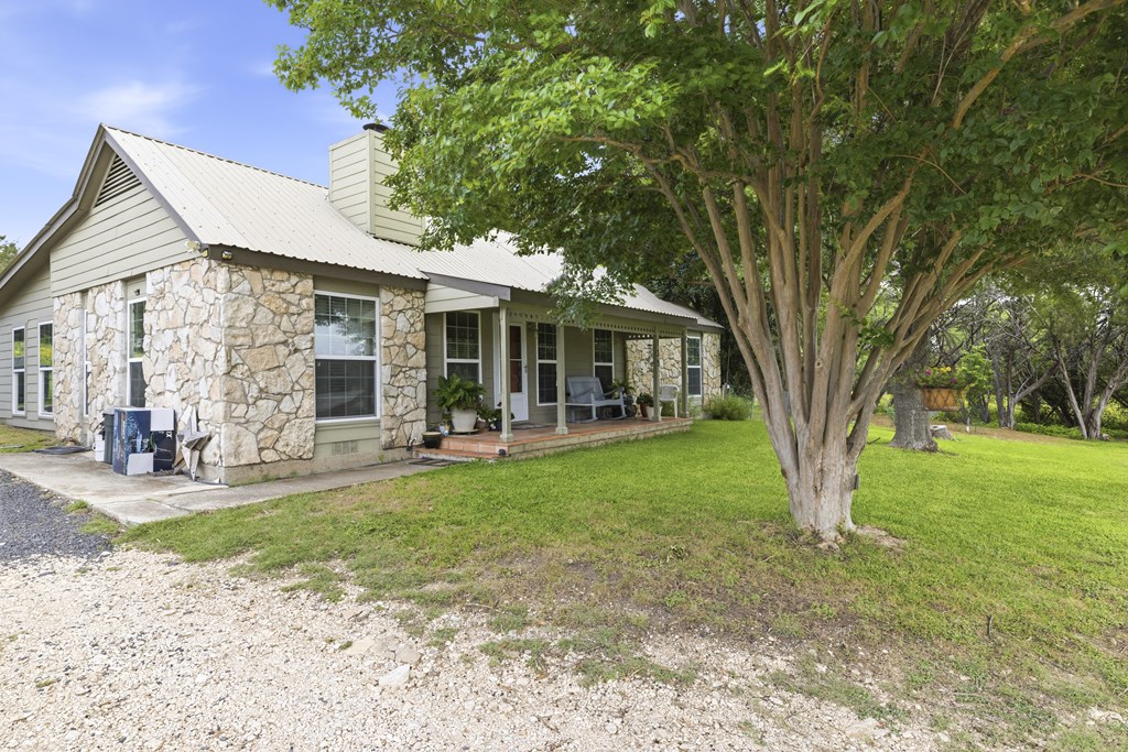 main property photo 22