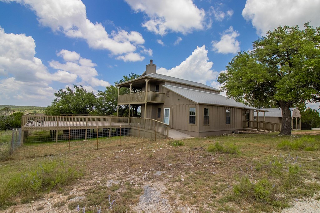 main property photo 11
