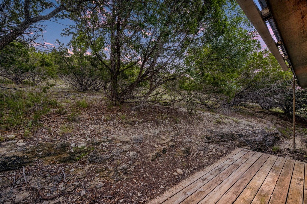 main property photo 29