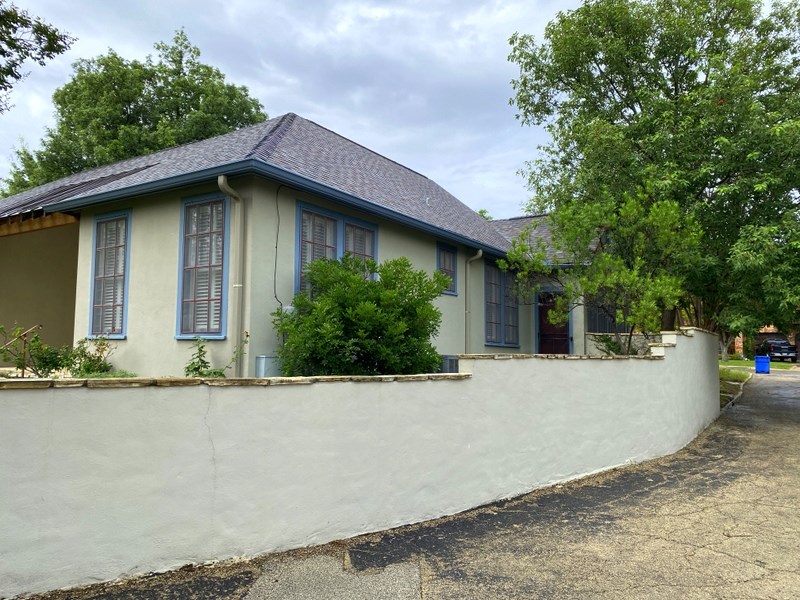 main property photo 39