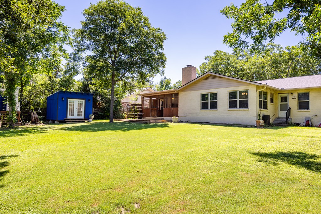 main property photo 43
