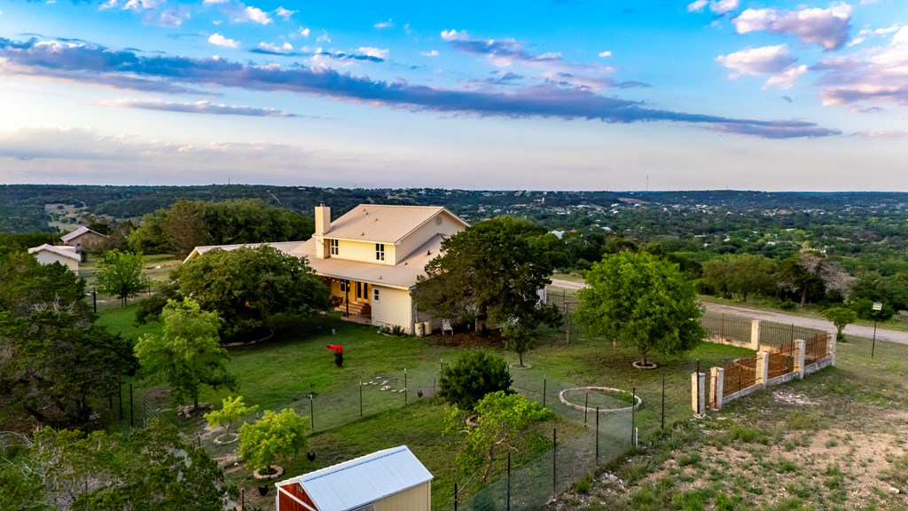 main property photo 40