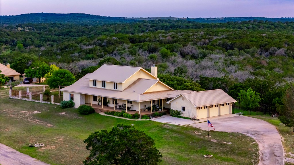 main property photo 41