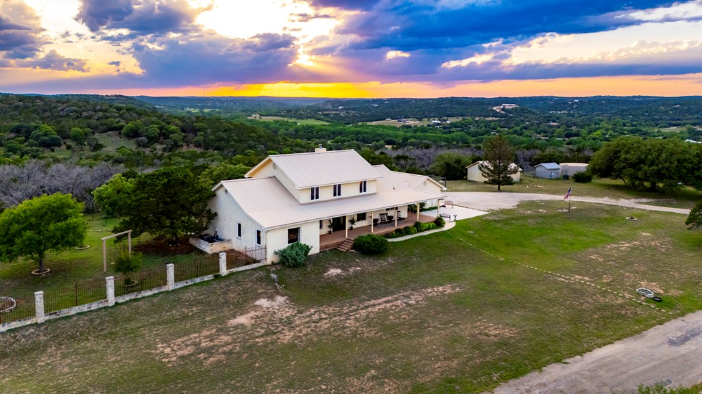 main property photo 8