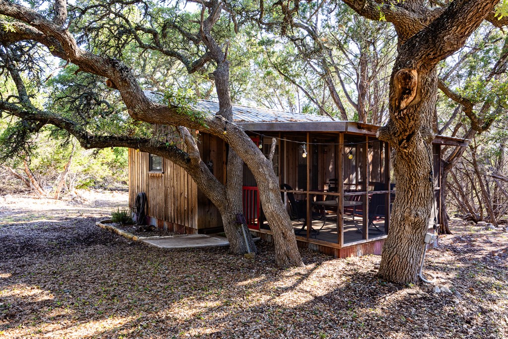 main property photo 20