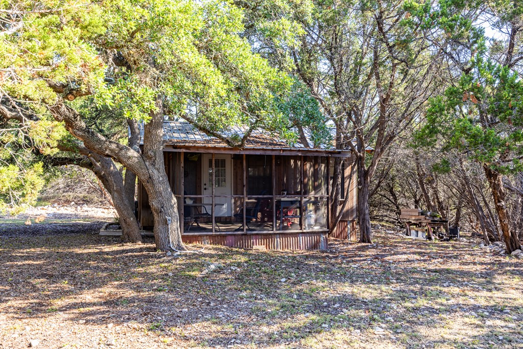 main property photo 21